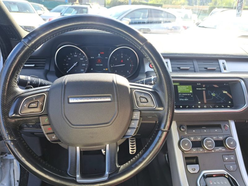 LAND ROVER RANGE ROVER EVOQUE 2.0 TD4 180 SE Dynamic BVA Mark IV Toit Panoramique  2017