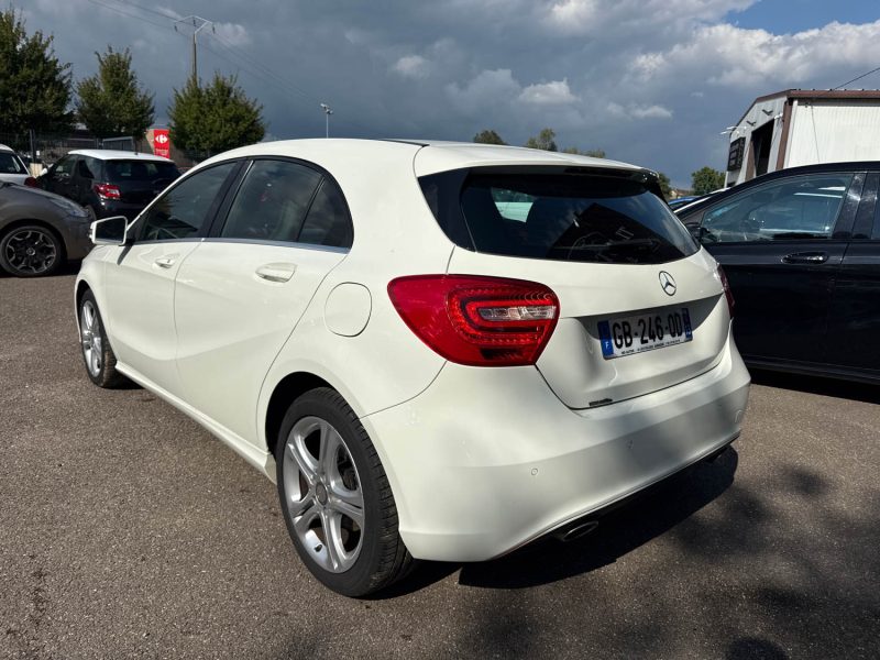 MERCEDES CLASSE A 180 BlueEFFICIENCY Inspiration