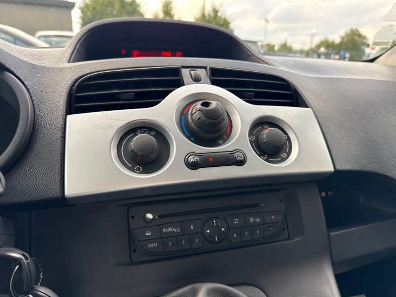 RENAULT GRAND KANGOO 1.5 DCI 110 AUTHENTIQUE 7 PLACES