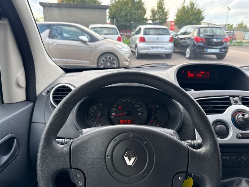 RENAULT GRAND KANGOO 1.5 DCI 110 AUTHENTIQUE 7 PLACES