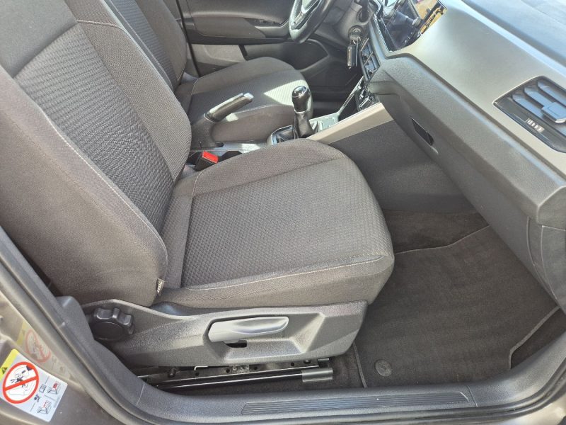 VOLKSWAGEN POLO 6 1.0 65 S&S BVM5 Confortline 2017