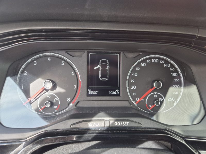 VOLKSWAGEN POLO 6 1.0 65 S&S BVM5 Confortline 2017