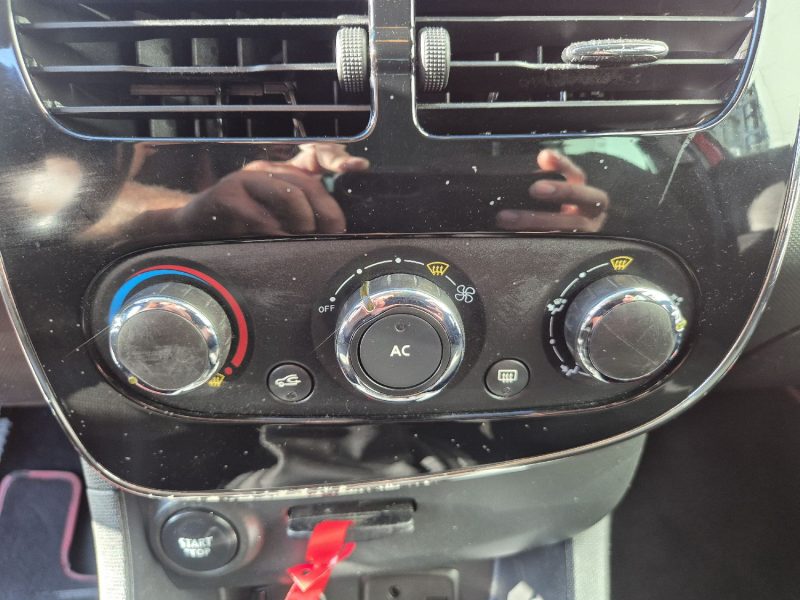 RENAULT CLIO 0.9 TCe 90ch Nouvelle Limited eco² 2014