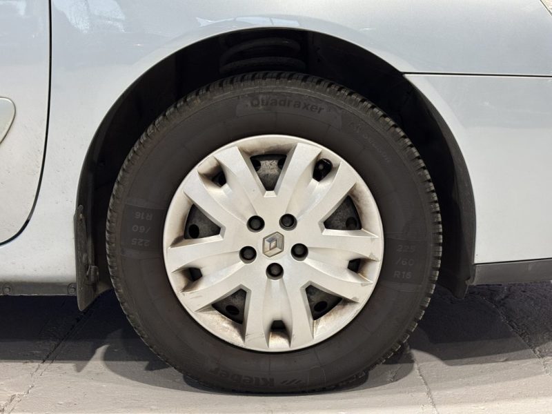 Renault Espace 2.0 dCi 130ch Emotion - 7 places - Dossier de factures