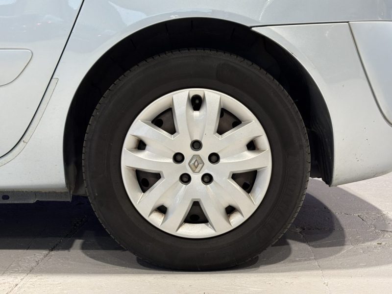 Renault Espace 2.0 dCi 130ch Emotion - 7 places - Dossier de factures