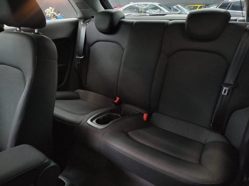 AUDI A1 1.2 TFSI 86ch AMBITION 