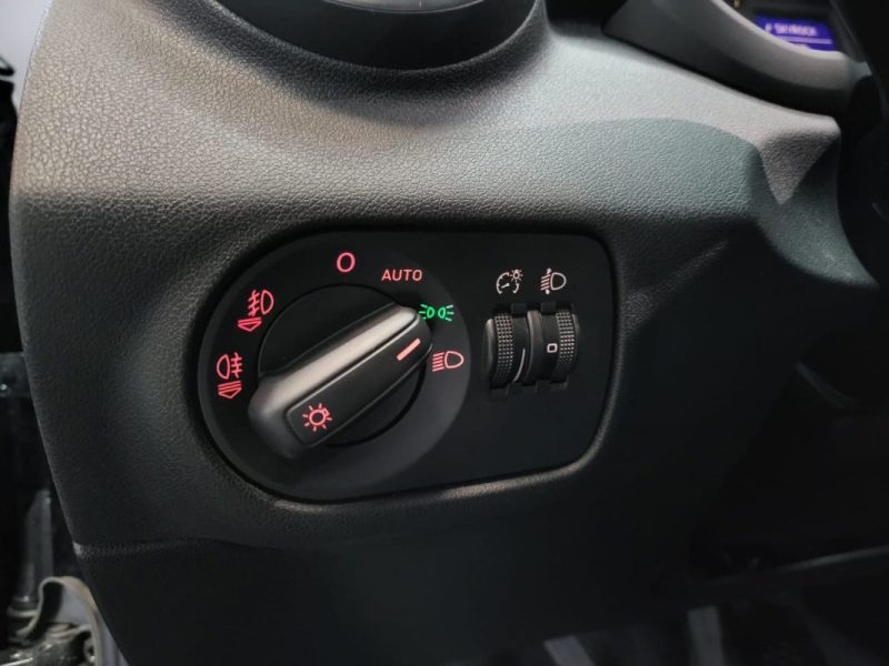 AUDI A1 1.2 TFSI 86ch AMBITION 