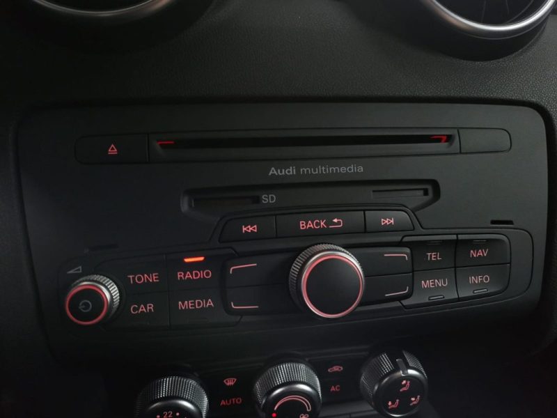 AUDI A1 1.2 TFSI 86ch AMBITION 