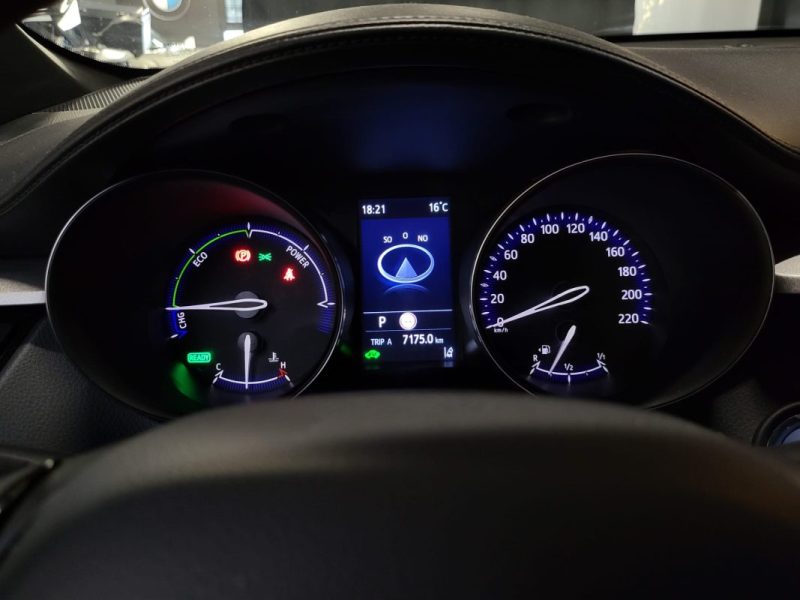 TOYOTA C-HR 122h DYNAMIC BUSINESS / CAMERA DE RECUL / SIEGES CHAUFFANTS 