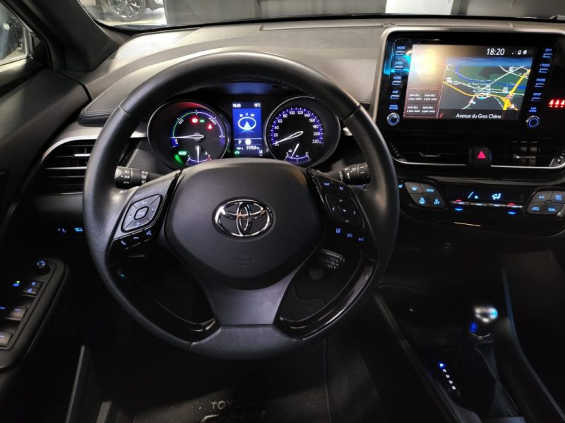 TOYOTA C-HR 122h DYNAMIC BUSINESS / CAMERA DE RECUL / SIEGES CHAUFFANTS 