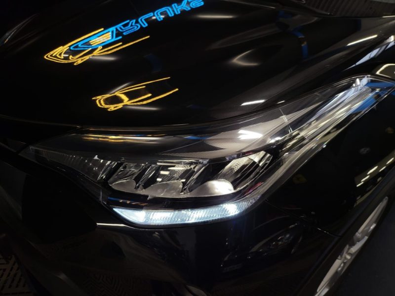 TOYOTA C-HR 122h DYNAMIC BUSINESS / CAMERA DE RECUL / SIEGES CHAUFFANTS 