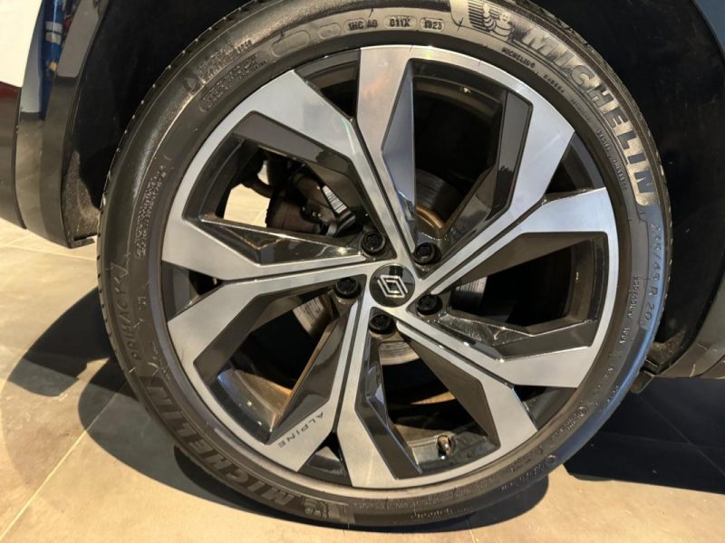 RENAULT  AUSTRAL  ICONIC ESPRIT ALPINE 200 E-TECH / TOIT PANORAMIQUE / SIEGES ELEC / CAM 360° / VOLANT CHAUFFANT / 1ERE MAIN  2025