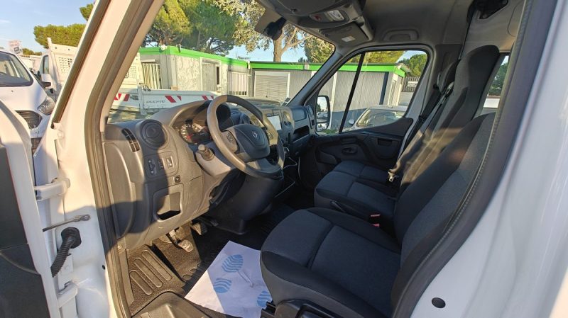 RENAULT  MASTER L2H2 2.3 dCi 135ch Grand Confort E6 F3300 L2H2 2.3 dCi 135ch Grand Confort E6 Euro6 2019