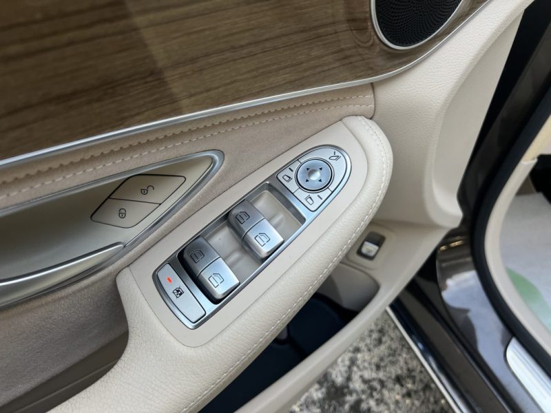 MERCEDES CLASSE C 4 IV 180 BERLINE 1.6 i CGI 156 Cv BVA7 / 36 900 Kms CRIT AIR 1 - GARANRTIE 1 AN