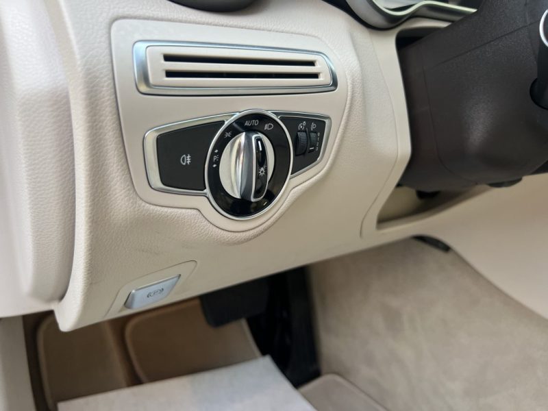 MERCEDES CLASSE C 4 IV 180 BERLINE 1.6 i CGI 156 Cv BVA7 / 36 900 Kms CRIT AIR 1 - GARANRTIE 1 AN