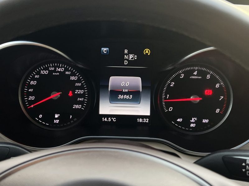 MERCEDES CLASSE C 4 IV 180 BERLINE 1.6 i CGI 156 Cv BVA7 / 36 900 Kms CRIT AIR 1 - GARANRTIE 1 AN