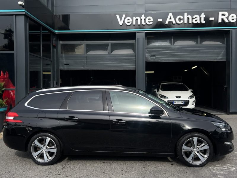 PEUGEOT 308 SW / BREAK FELINE 1.6 E HDI 115 Cv TOIT PANORAMIQUE GPS CRIT AIR 2 - GARANTIE 1 AN