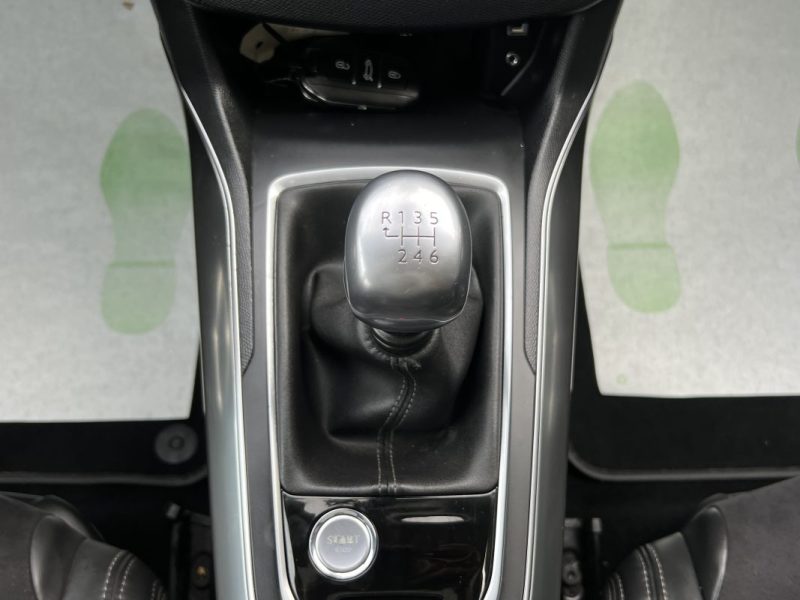 PEUGEOT 308 SW / BREAK FELINE 1.6 E HDI 115 Cv TOIT PANORAMIQUE GPS CRIT AIR 2 - GARANTIE 1 AN