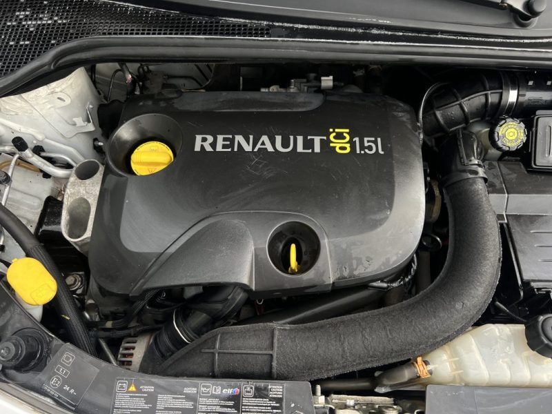 RENAULT CLIO 3 III SOCIETE 1.5 DCI 70 Cv FRAIS A PREVOIR - BIEN LIRE L ANNONCE