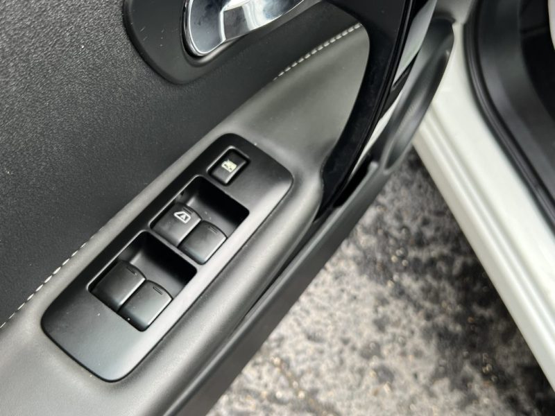 NISSAN QASHQAI PHASE 2 1.6 DCI 130 Cv 1ERE MAIN / ATTELAGE CAMERA 360 TOIT PANO GPS - GARANTIE 1 AN