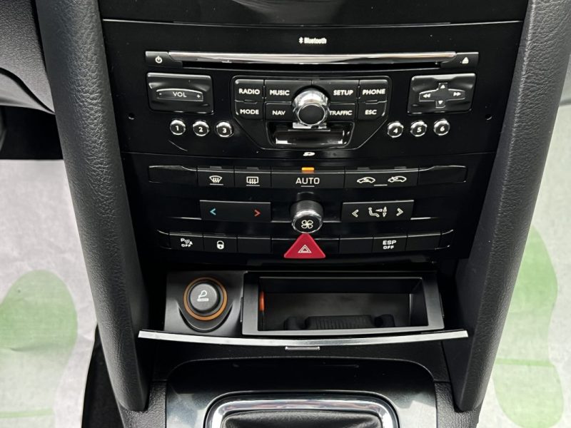 PEUGEOT 407 NAVTEQ 1.6 HDI 110 Cv 1ERE MAIN / 56 200 Kms ECRAN GPS - GARANTIE 1 AN