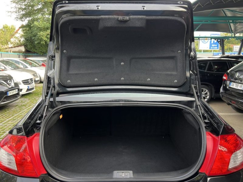 PEUGEOT 407 NAVTEQ 1.6 HDI 110 Cv 1ERE MAIN / 56 200 Kms ECRAN GPS - GARANTIE 1 AN