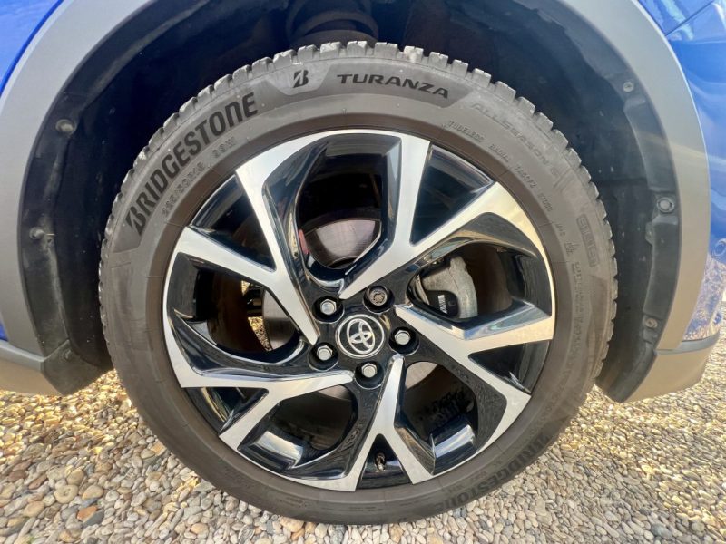 TOYOTA C-HR 122h COLLECTION 2019