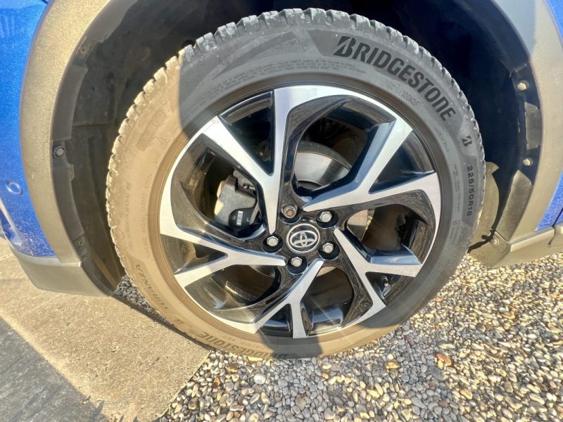 TOYOTA C-HR 122h COLLECTION 2019