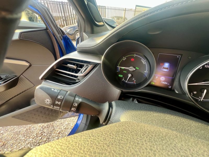 TOYOTA C-HR 122h COLLECTION 2019