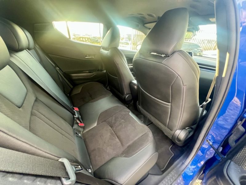 TOYOTA C-HR 122h COLLECTION 2019