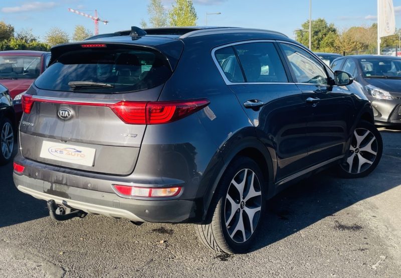 KIA SPORTAGE 1.7 CRDi 115ch GT Line 4x2 / CarPlay - Toit Ouvrant - Attelage - Entretien KIA