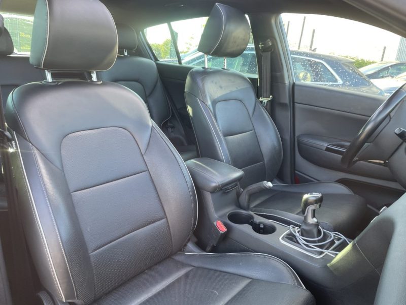 KIA SPORTAGE 1.7 CRDi 115ch GT Line 4x2 / CarPlay - Toit Ouvrant - Attelage - Entretien KIA