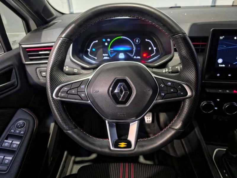 RENAULT CLIO 1.6 E-TECH 140 Hybrid / R.S LINE