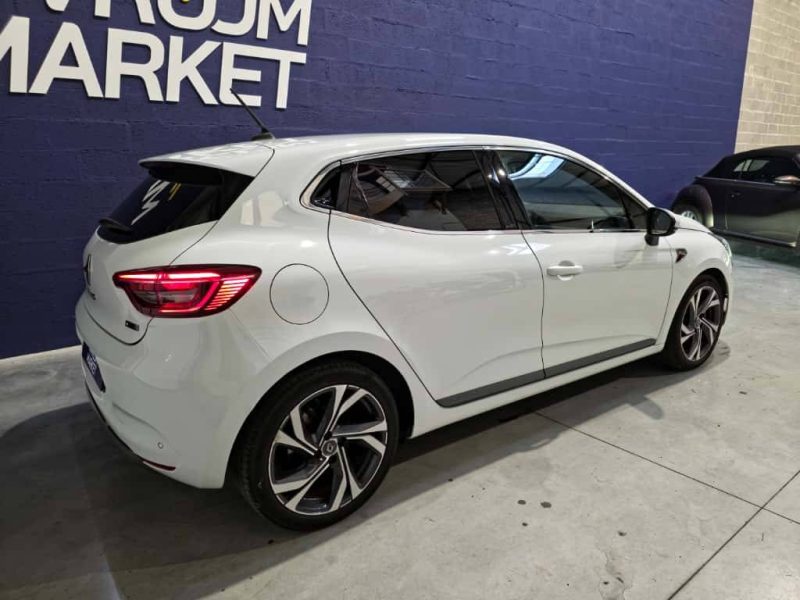 RENAULT CLIO 1.6 E-TECH 140 Hybrid / R.S LINE