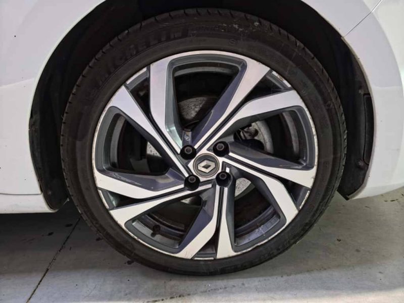 RENAULT CLIO 1.6 E-TECH 140 Hybrid / R.S LINE