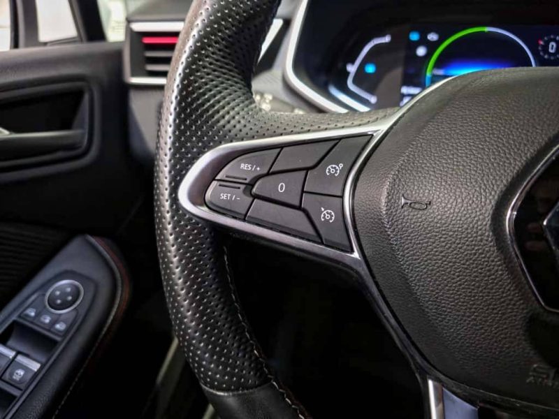 RENAULT CLIO 1.6 E-TECH 140 Hybrid / R.S LINE