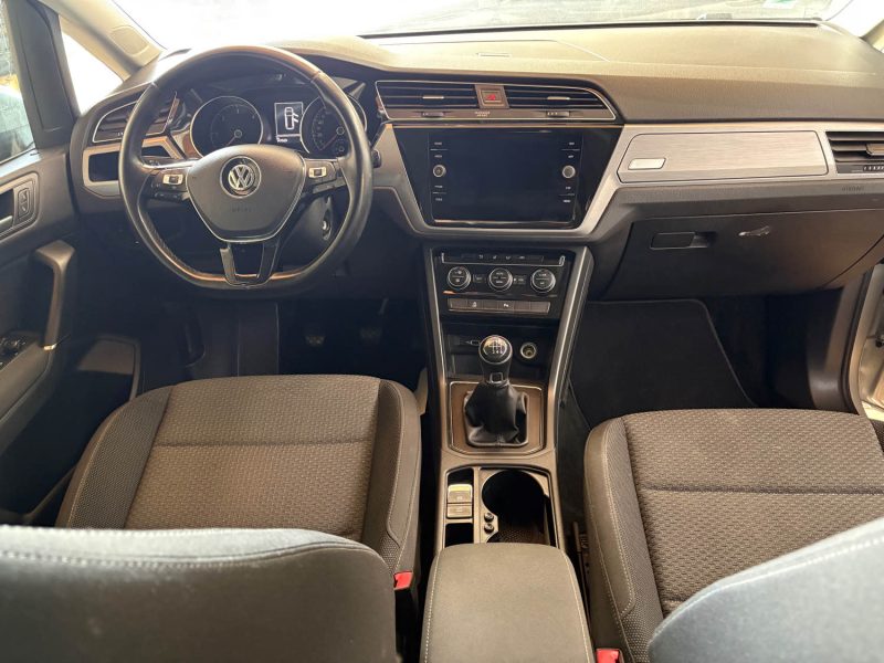 VOLKSWAGEN TOURAN 1.6 TDI 115ch Confortline 7 places TVA 2018