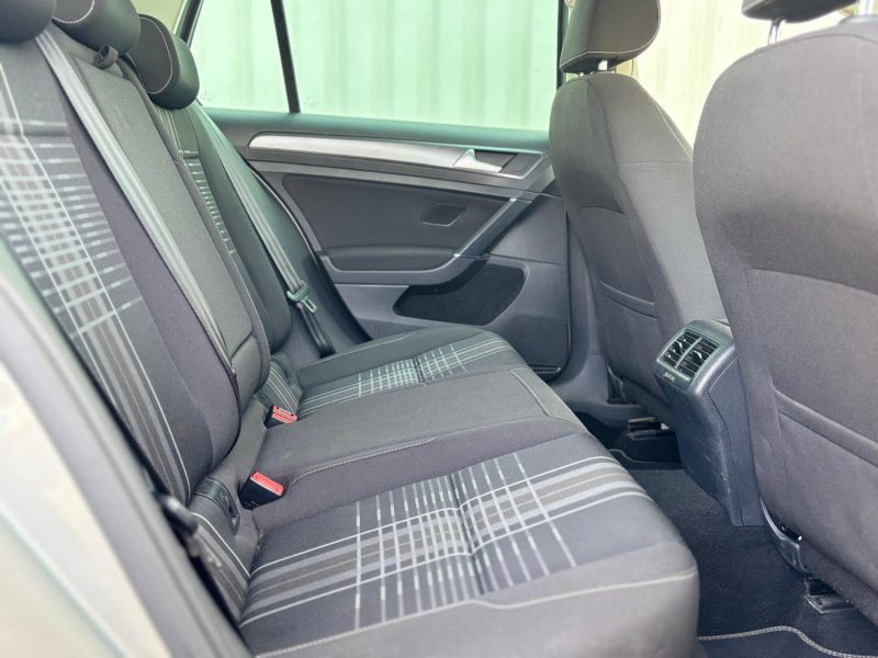 VOLKSWAGEN GOLF 1.4 TSI 150ch ACT BlueMotion Technology Confortline 5p 2015