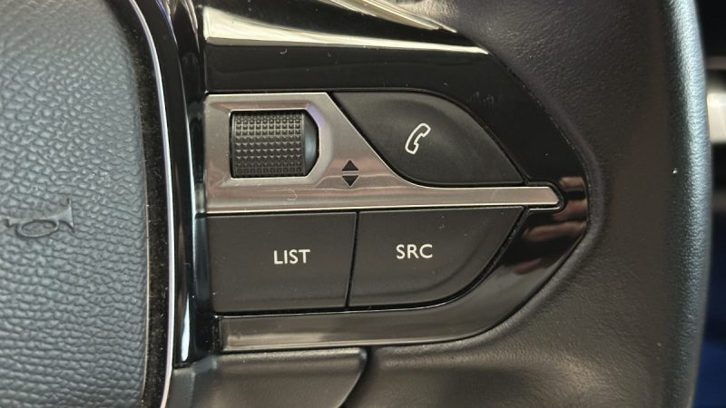 Peugeot 3008 1.5 BlueHDi 130ch Active Business - Carplay -  Attelage - Régulateur de vitesse