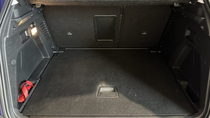 Peugeot 3008 1.5 BlueHDi 130ch Active Business - Carplay -  Attelage - Régulateur de vitesse