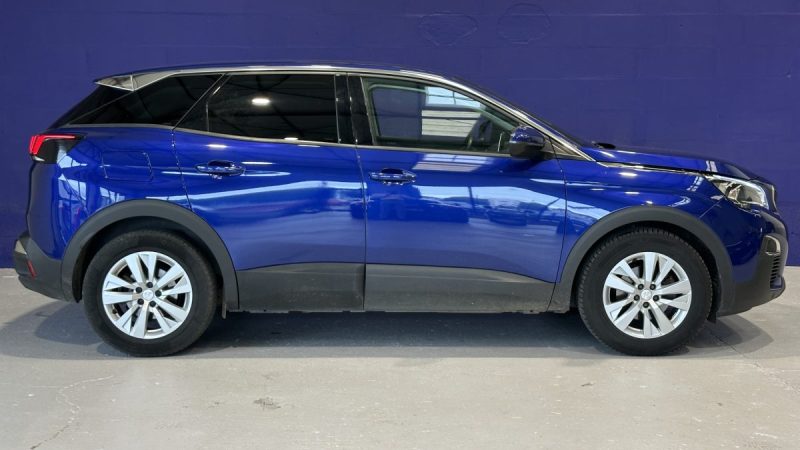 Peugeot 3008 1.5 BlueHDi 130ch Active Business - Carplay -  Attelage - Régulateur de vitesse