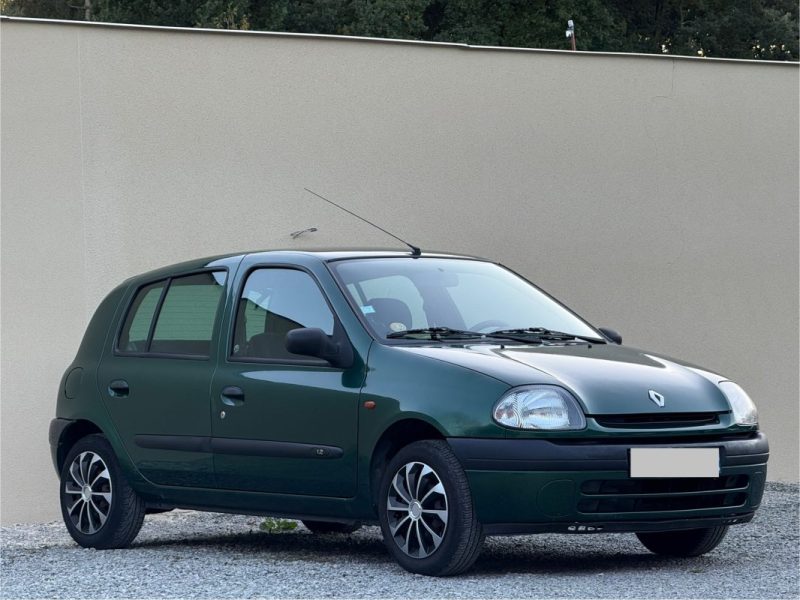 RENAULT CLIO II 5P 1.2i 60cv 1999 135 000KM 