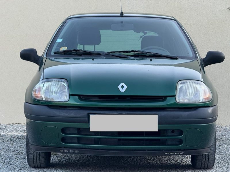 RENAULT CLIO II 5P 1.2i 60cv 1999 135 000KM 