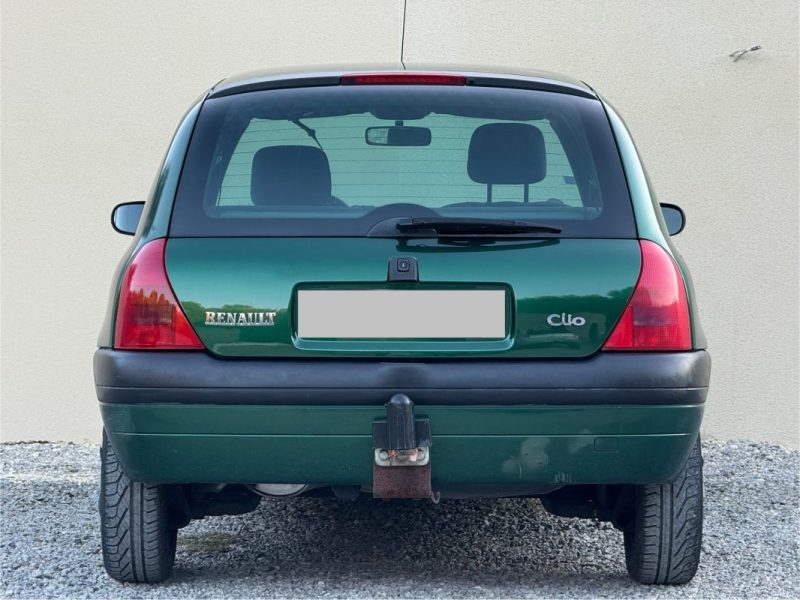 RENAULT CLIO II 5P 1.2i 60cv 1999 135 000KM 