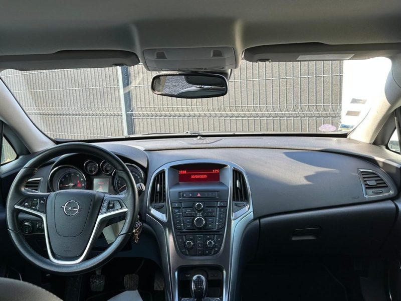 Opel Astra 1.4 Turbo 140 ch Cosmo Garantie 12 mois