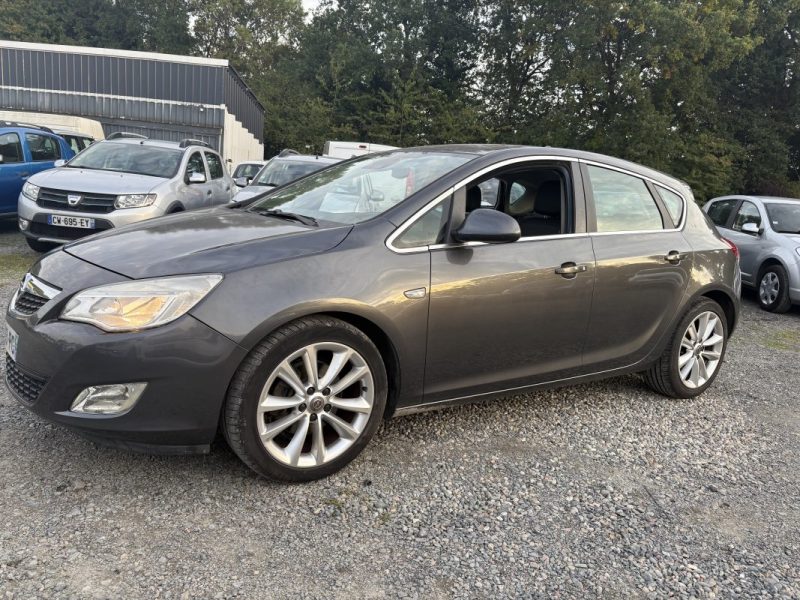 OPEL J  1.7 CDTI 125Cv SPORT  distribution neuf garantie 12 mois  