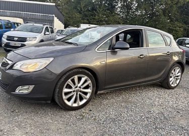 OPEL J  1.7 CDTI 125CV  DISTRIBUTION NEUF GARANTIE 12 MOIS SPORT  2010
