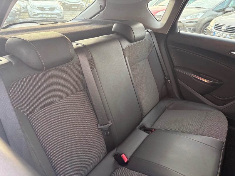 OPEL J  1.7 CDTI 125Cv SPORT  distribution neuf garantie 12 mois  