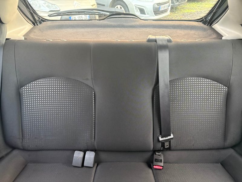 PEUGEOT 206+  1.4 HDI URBAN kit distribution, neuf garantie, 12 mois