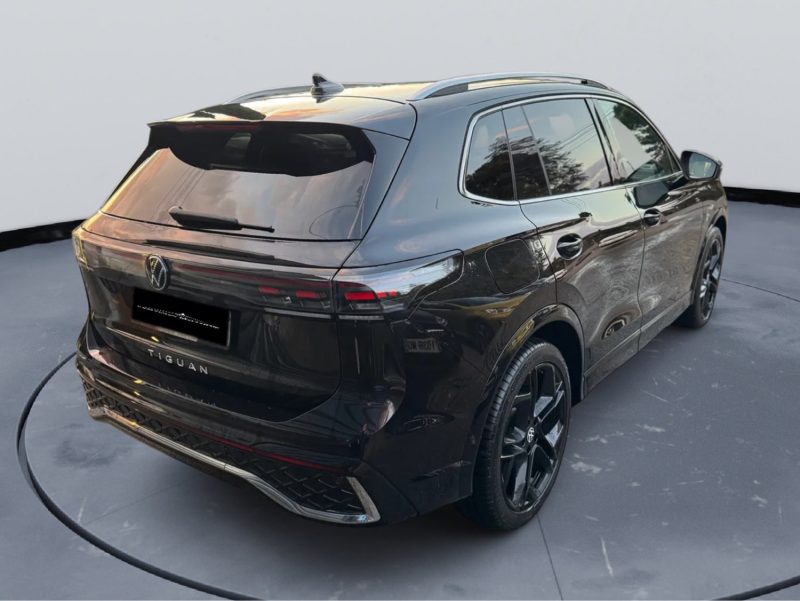 VOLKSWAGEN TIGUAN  2.0 TDI DSG R-Line BLACK